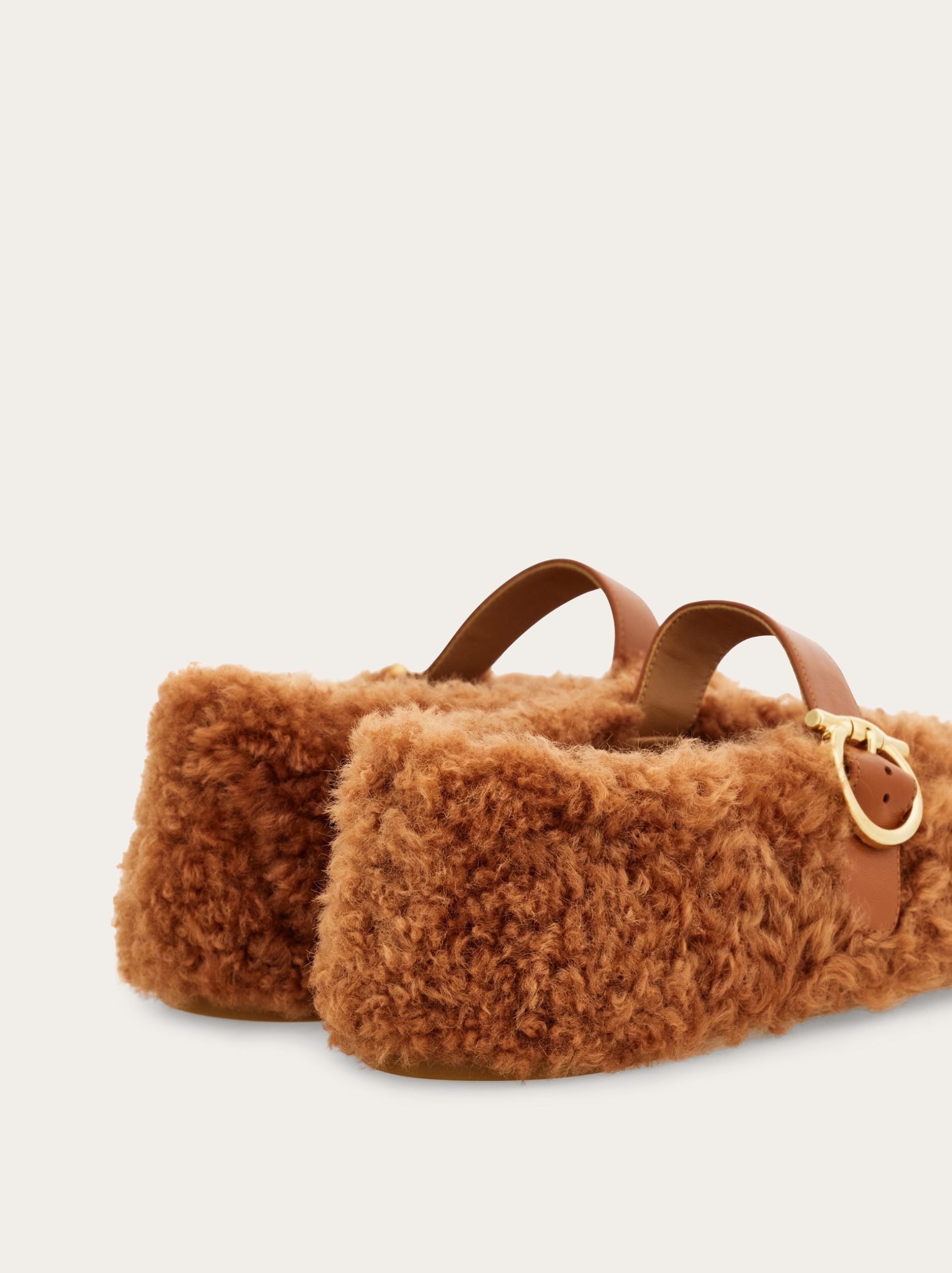 Ferragamo Shearling ballet flat - Image 2